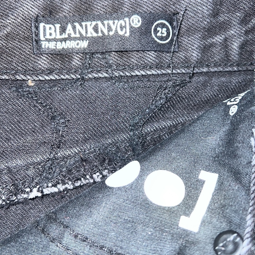 blank NYC Black Denim Shorts - NWOT - Picture 5 of 5